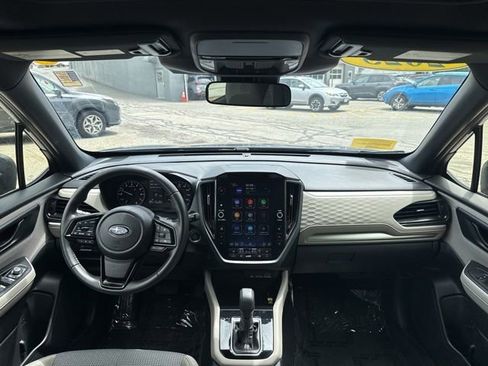 Certified 2025 Subaru Forester Premium AWD/4WD image 14