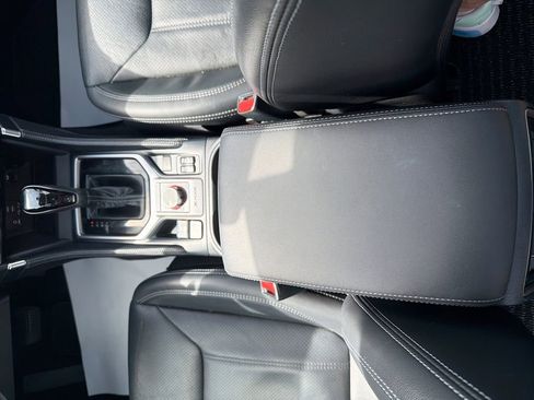 Used 2022 Subaru Forester Touring w/ Popular Package #3 image 33