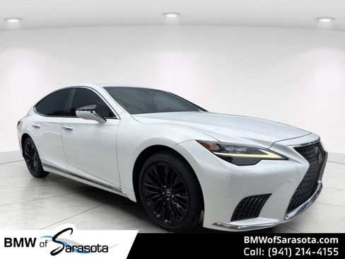 Used 2023 Lexus LS 500 w/ Accessory Package (Z2) RWD image 1