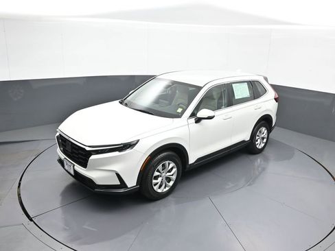 Certified 2023 Honda CR-V LX image 33