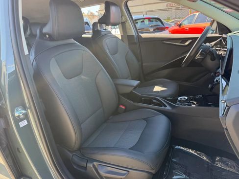 Used 2024 Kia Niro Wind FWD image 24