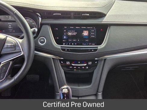 Certified 2024 Cadillac XT5 Luxury AWD/4WD image 17