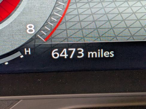 Used 2025 Nissan Pathfinder Platinum image 26