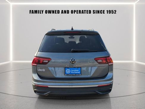 Certified 2023 Volkswagen Tiguan SE image 6