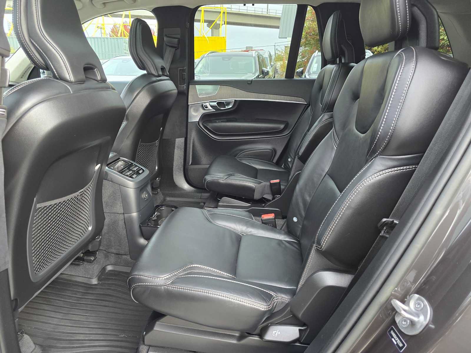 Used 2023 Volvo XC90 T8 Ultimate AWD/4WD image 15