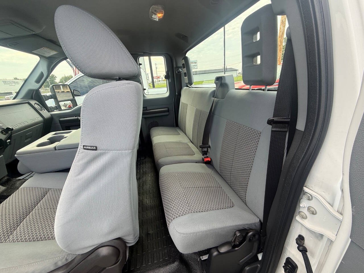 Used 2016 Ford F250 XL w/ Power Equipment Group AWD/4WD image 12