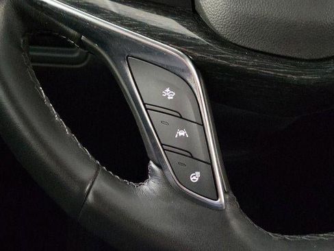 Certified 2022 Cadillac XT5 Premium Luxury image 17