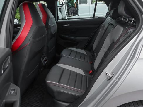 Used 2024 Volkswagen GTI Autobahn image 42