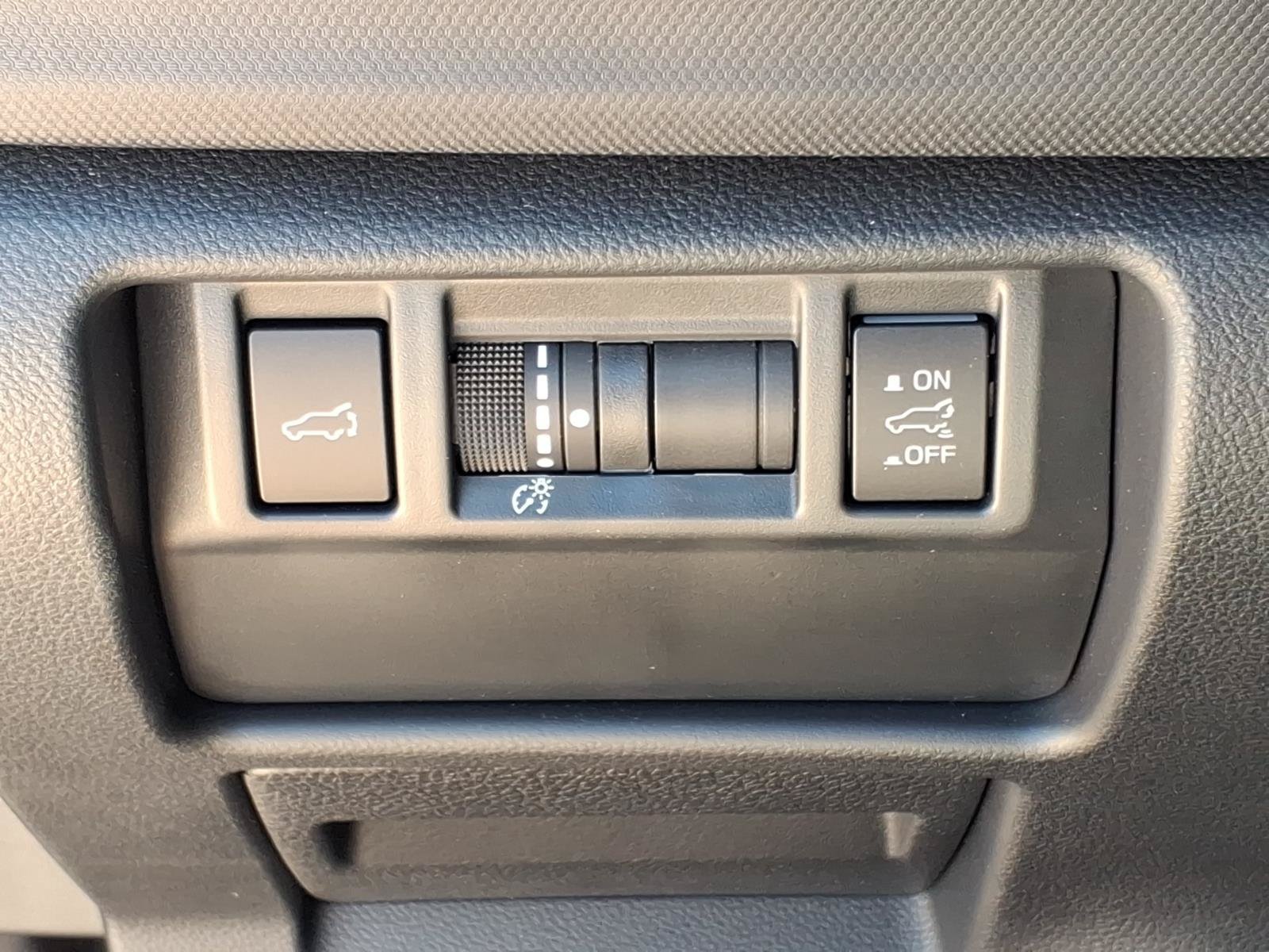 Used 2026 Subaru Forester Premium AWD/4WD image 25
