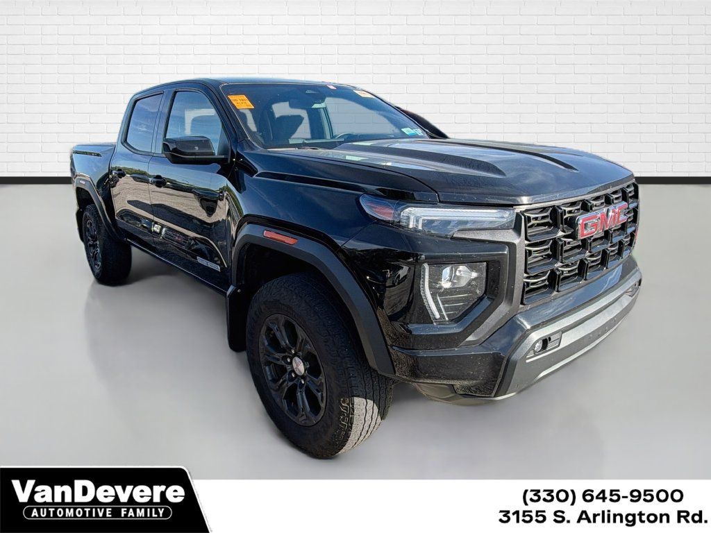 Used 2023 GMC Canyon Elevation w/ Elevation Premium Package AWD/4WD image 1