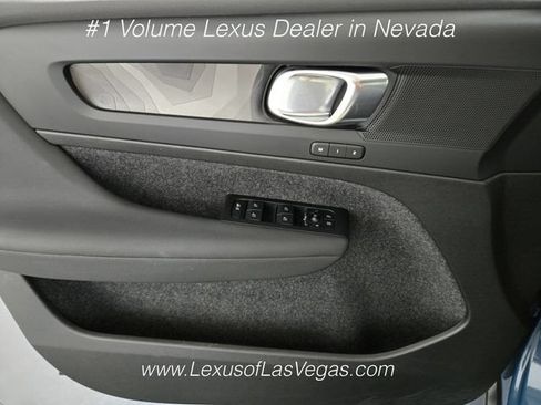 Used 2023 Volvo XC40 Recharge Plus AWD/4WD image 29