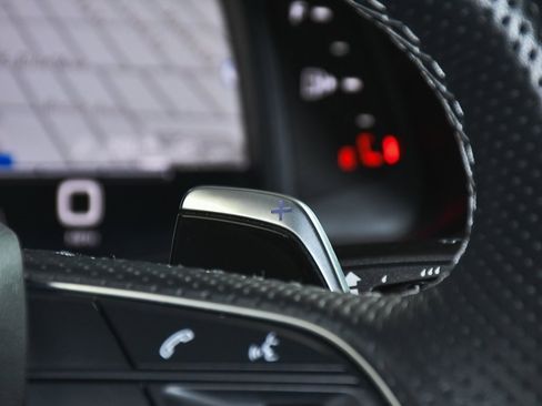 Used 2024 Audi RS Q8 w/ Black Optic Package image 61