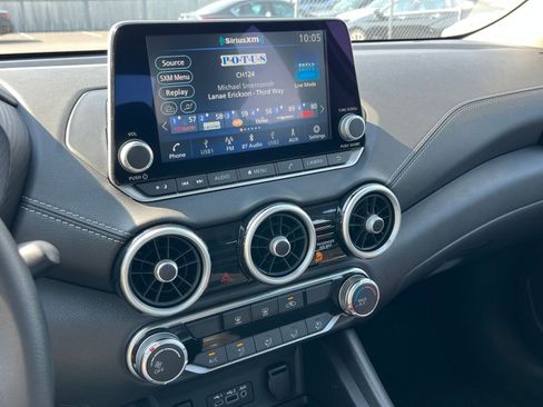 Used 2025 Nissan Sentra SV image 20