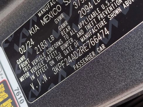 Used 2024 Kia Forte LXS FWD image 12
