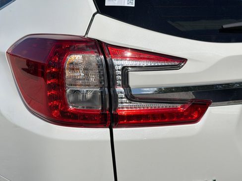 New 2026 Subaru Ascent Limited image 10