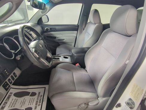 Used 2013 Toyota Tacoma 4x4 Double Cab image 11