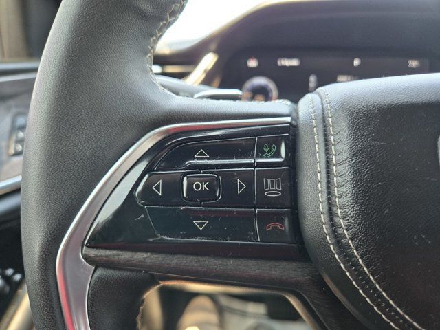 Used 2023 Jeep Grand Cherokee L Overland AWD/4WD image 21