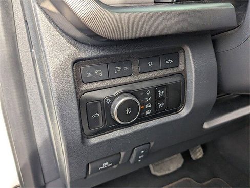 Used 2024 Ford F350 Platinum image 32