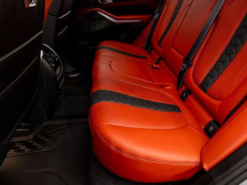 Used 2025 BMW X5 M Competition w/ Executive Package AWD/4WD image 39