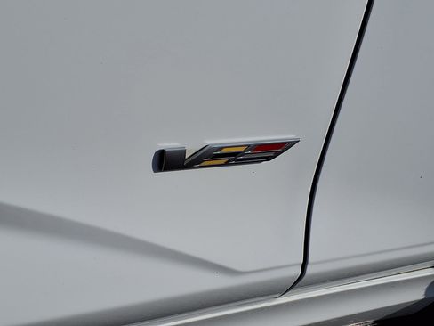 Used 2022 Cadillac CT4 V w/ Navigation Package image 35