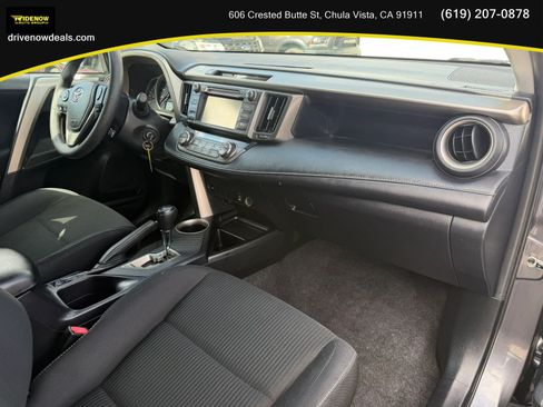 Used 2015 Toyota RAV4 XLE FWD image 12
