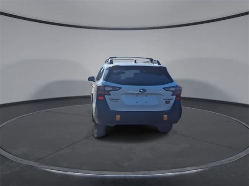 Used 2022 Subaru Outback Wilderness image 7