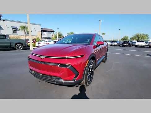 New 2026 Chevrolet Equinox EV LT image 26