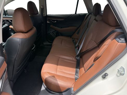 Used 2024 Subaru Outback Touring AWD/4WD image 16