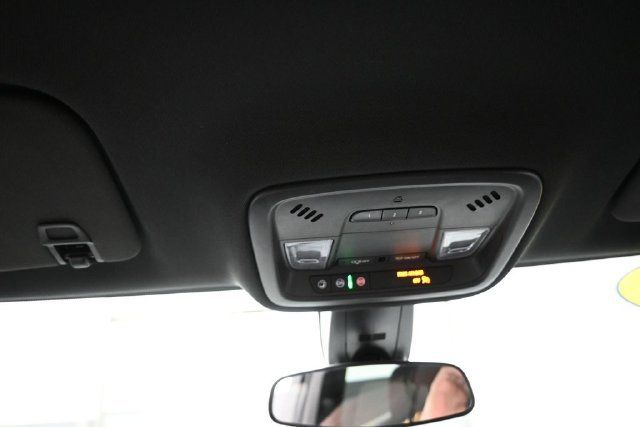 Used 2024 Chevrolet Traverse LT FWD image 12