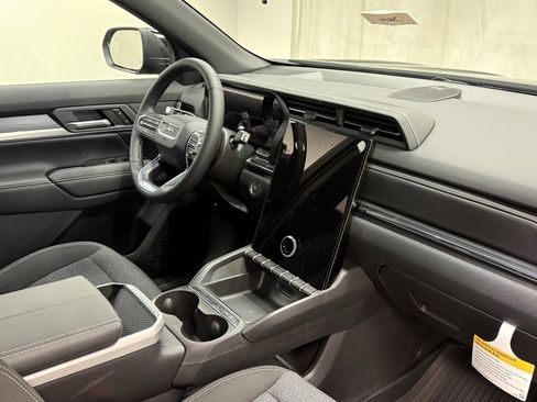 New 2026 GMC Terrain Elevation w/ LPO, Floor Liner Package image 15