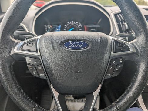 Used 2017 Ford Edge SEL w/ Equipment Group 201A AWD/4WD image 20