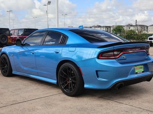 Used 2023 Dodge Charger Scat Pack w/ Plus Group RWD image 4