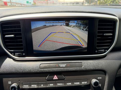 Used 2020 Kia Sportage LX w/ LX Popular Package AWD/4WD image 19