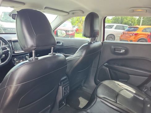 Used 2019 Jeep Compass Limited FWD image 14