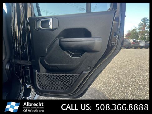 Used 2021 Jeep Gladiator Mojave image 19