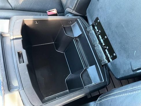 Used 2018 RAM 1500 Laramie w/ Convenience Group AWD/4WD image 30