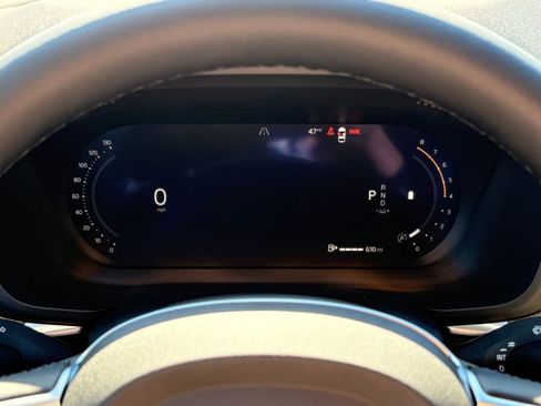 New 2026 Volvo XC60 B5 Plus w/ Protection Package Premier image 21