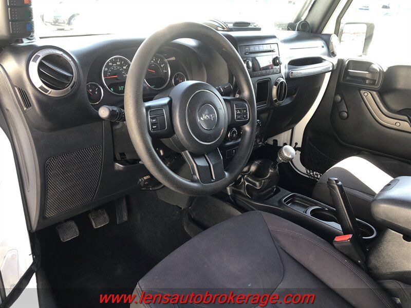 Used 2014 Jeep Wrangler Unlimited Sport AWD/4WD image 13