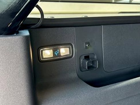 New 2025 Ford Bronco Badlands image 31