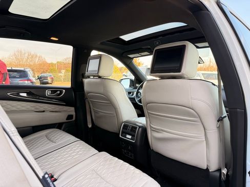 Used 2019 INFINITI QX60 Luxe w/ Limited Package image 28