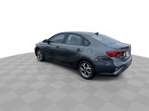 Used 2021 Kia Forte LXS image 6