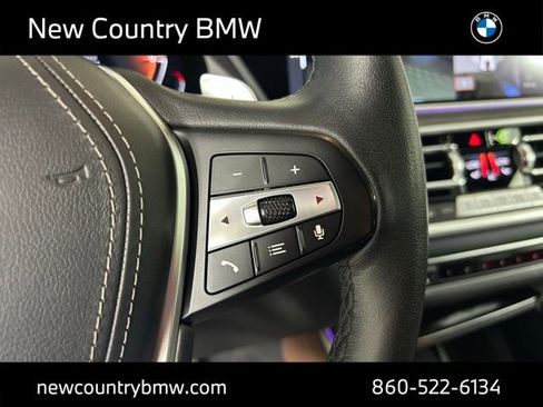 Used 2023 BMW X5 xDrive40i w/ Parking Assistance Package AWD/4WD image 16