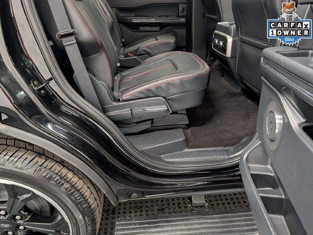 Used 2023 Ford Expedition Limited AWD/4WD image 27