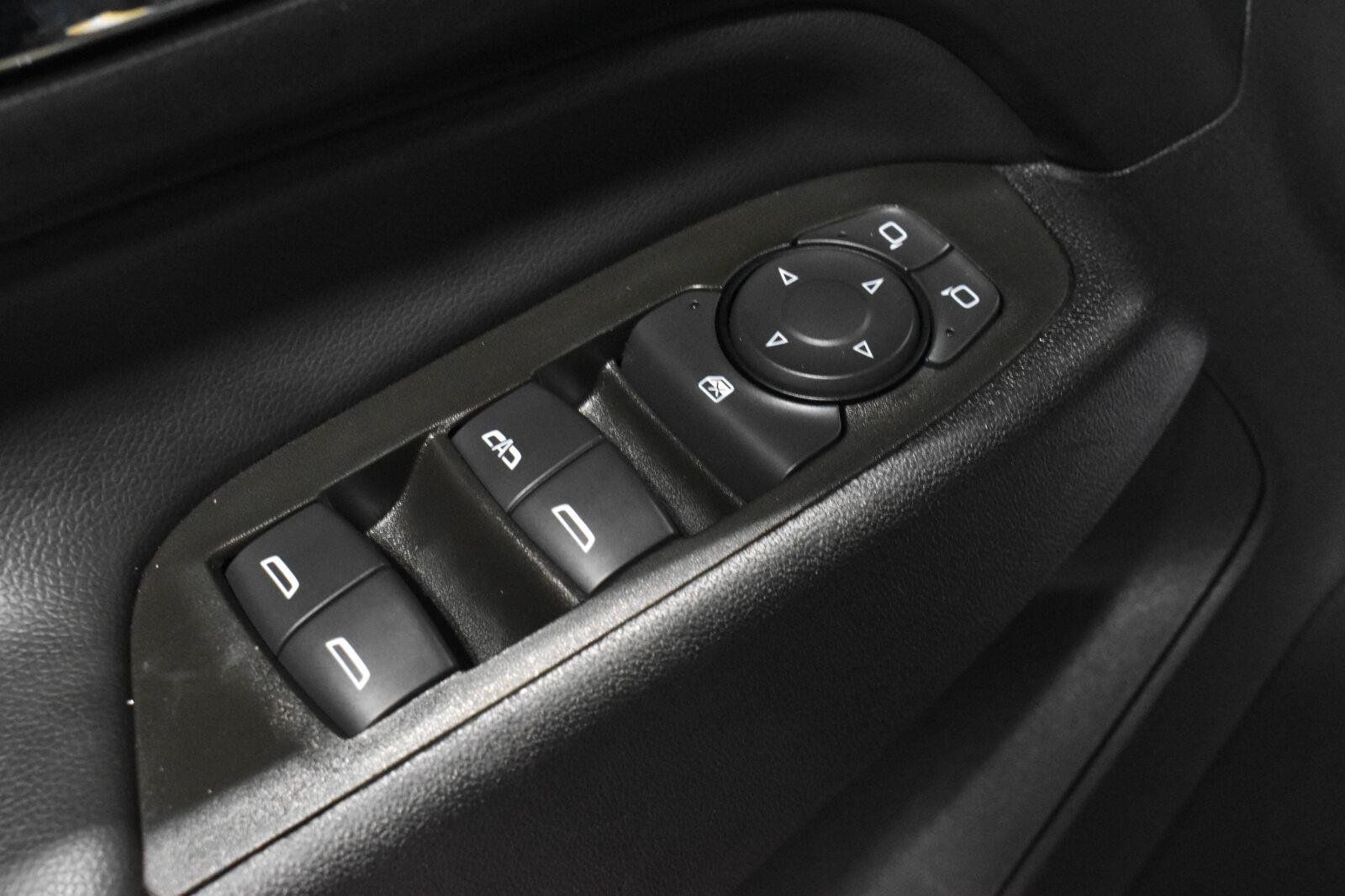 Used 2023 Chevrolet Equinox LT FWD image 10