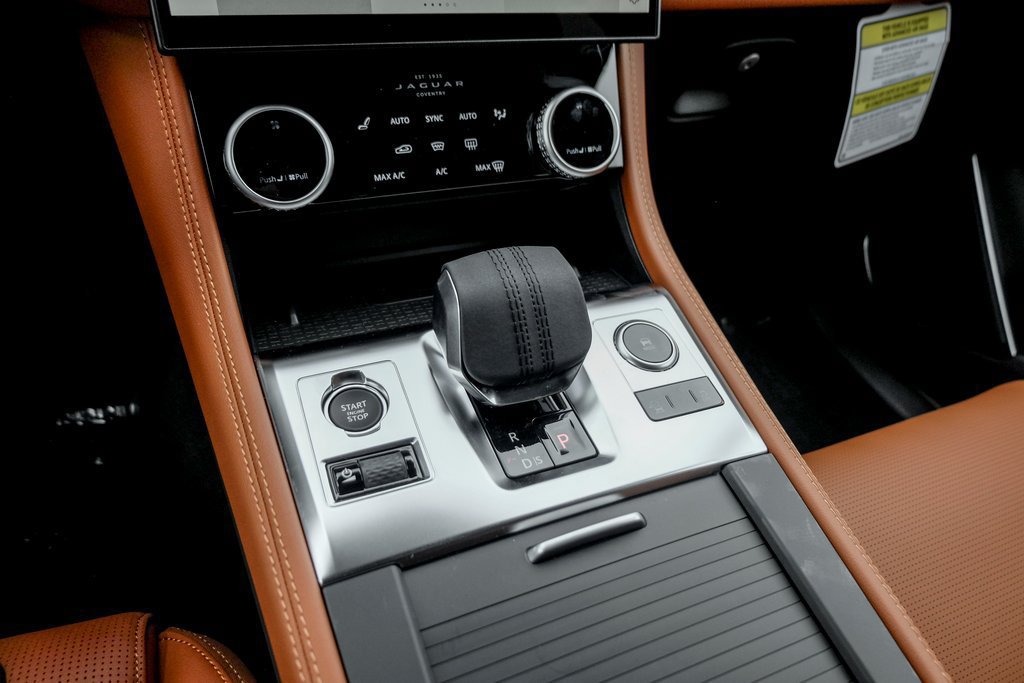 New 2026 Jaguar F-PACE R-Dynamic S AWD/4WD image 15