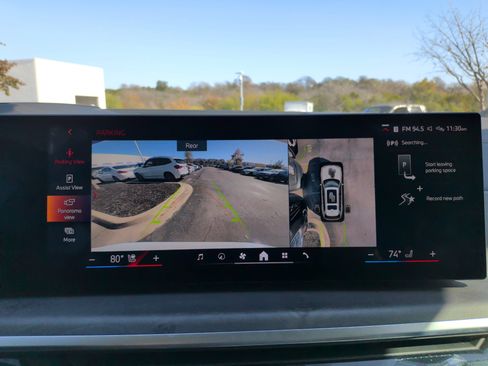 Certified 2025 BMW X7 xDrive40i w/ Premium Package image 25