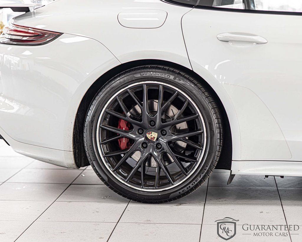 Used 2020 Porsche Panamera GTS AWD/4WD image 10