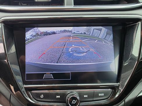 Used 2022 Chevrolet TrailBlazer LT w/ Convenience Package FWD image 29