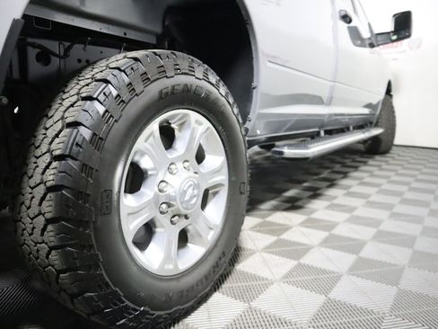 Used 2023 RAM 2500 Big Horn w/ Level 1 Equipment Group image 16