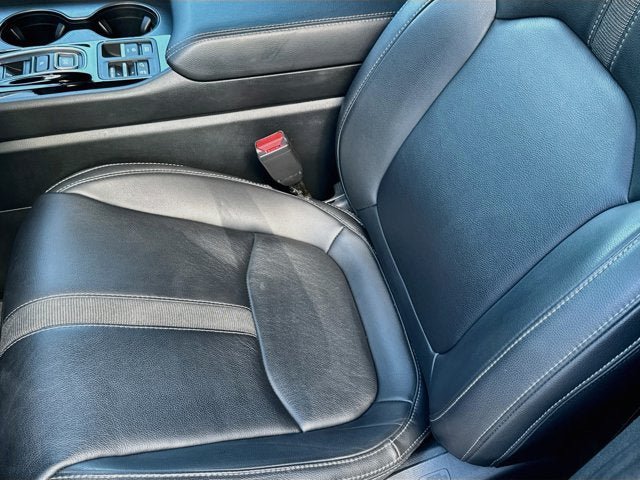 Used 2023 Honda Pilot EX-L image 18